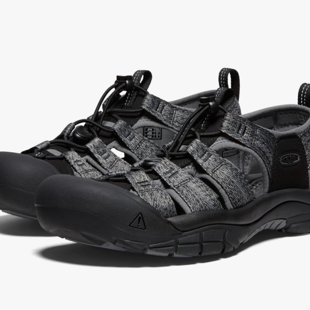 Like new! Keen Newport Sandals
